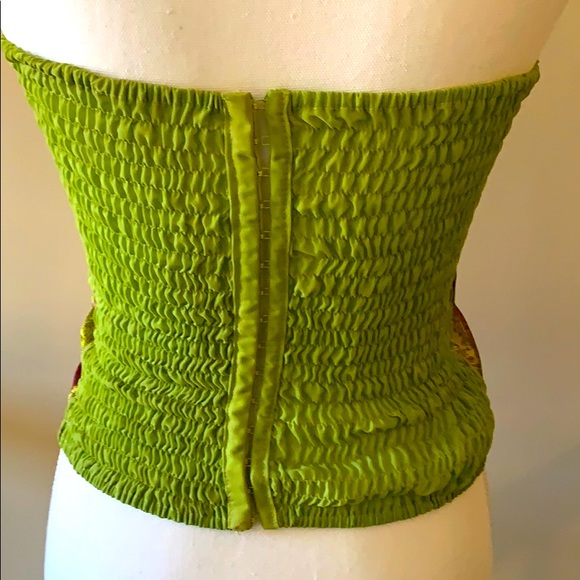 Top - Picture 2 of 3